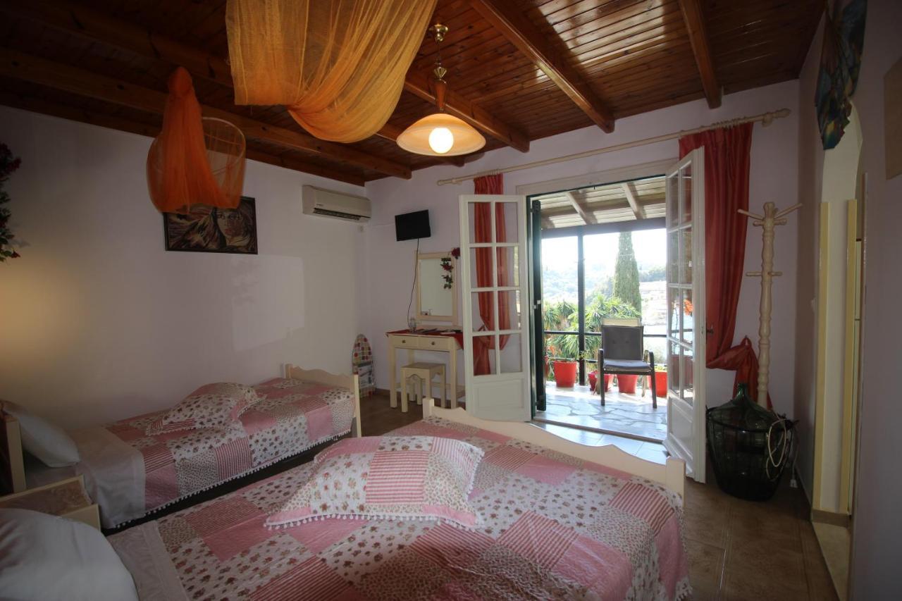Niky'S Cottage Палеокастрица Екстериор снимка